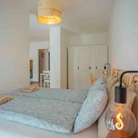 Corvin Quiet Luxury Cabin Budapest Exterior photo